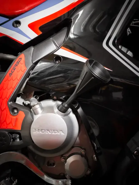 Screw-in Motorcycle Oil Funnel - (M20x2.5 Threads) — Image 3 of 12