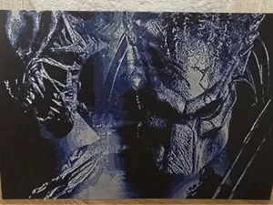 Alien vs Predator Hugforge