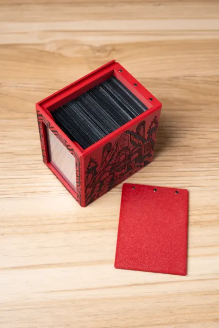 MTG Commander Deck Box - Dwarf - 135 Sleeved Cards — Image 3 of 4