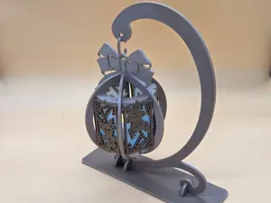 Weihnachtliche Geschenk-Laterne mit Rentier