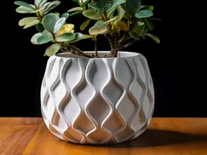 Modern Indoor Plant Pot - Geometric Planter
