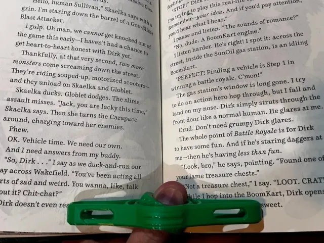 Ergonomic Book Reader — Image 5 of 5