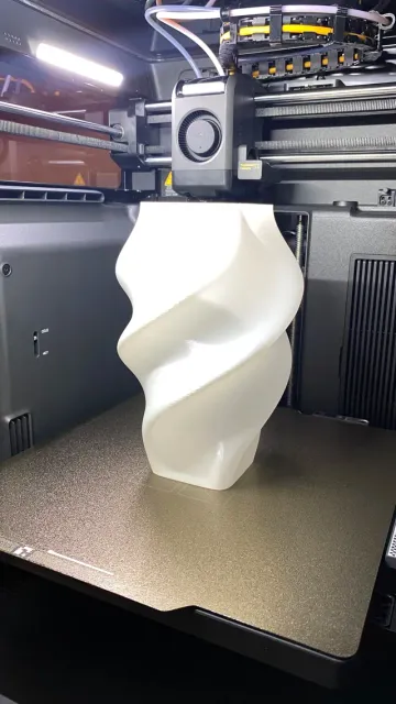 Parametric Vase Generator — Фото 2 из 4