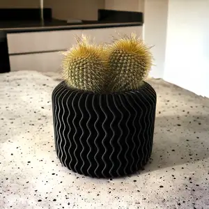wavy flower pot