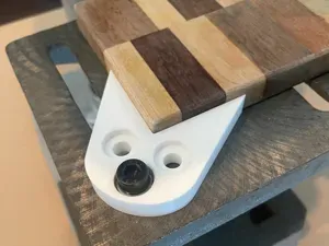 Simple Drill Press Corner Jig