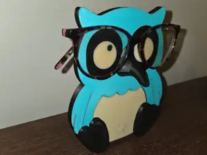 Ollie the Owl – Wise Eyewear Perch