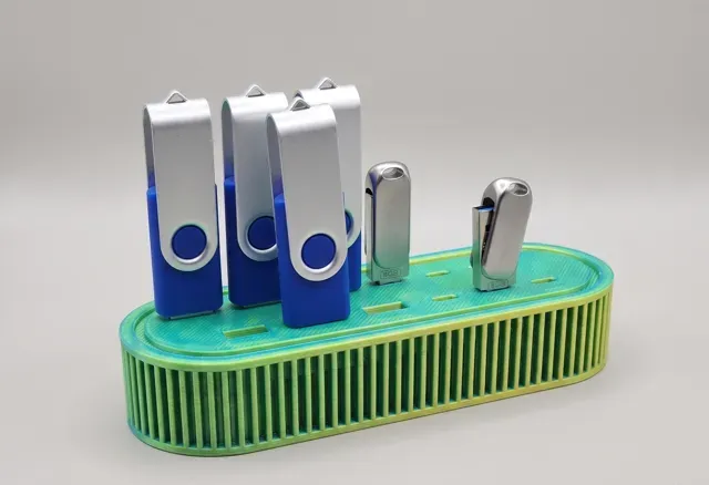 USB Holder — Фото 2 из 4