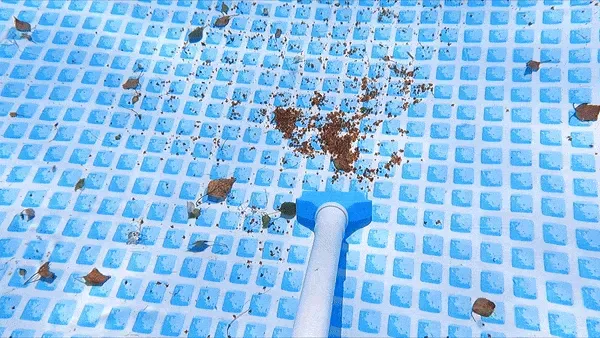 Vacuum cleaner nozzle for swimming pool