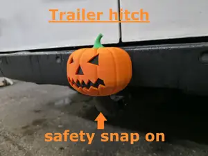 Trailer hitch pumpkin