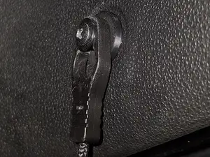 Huthalterung Schraubenabdeckung BMW E87