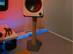 Kanto ORA4 Ear-Level Desktop Speaker Stands