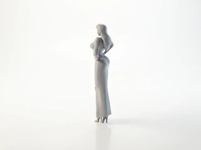 Elegant Woman Figurine Statue 3D Printable — Image 4 of 4