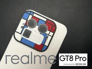 realme GT8 Pro Mondrian grid