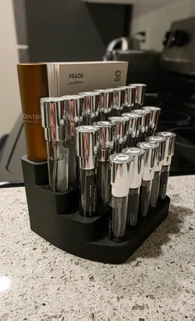 Cologne & Perfume Sample Display Stand — Фото 3 из 5