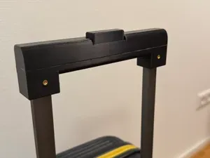 Suitcase replacement handle (with button)