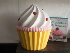 Cute Cupcake Candy box