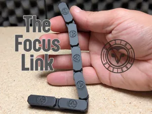 The Focus Link - Articulated PIP Fidget Chain