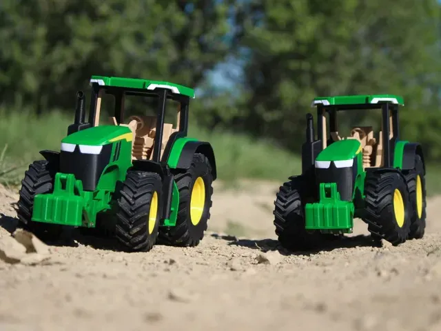 John Deere 7R 350 Tractor 1:24 Scale
