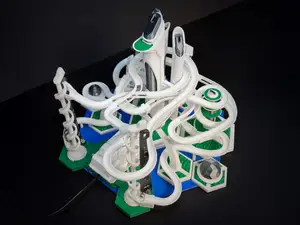 NeoHexa Metropolis Marble Run – Future in Motion