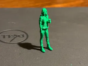 1/35 diorama miniatre - lady holding coffee