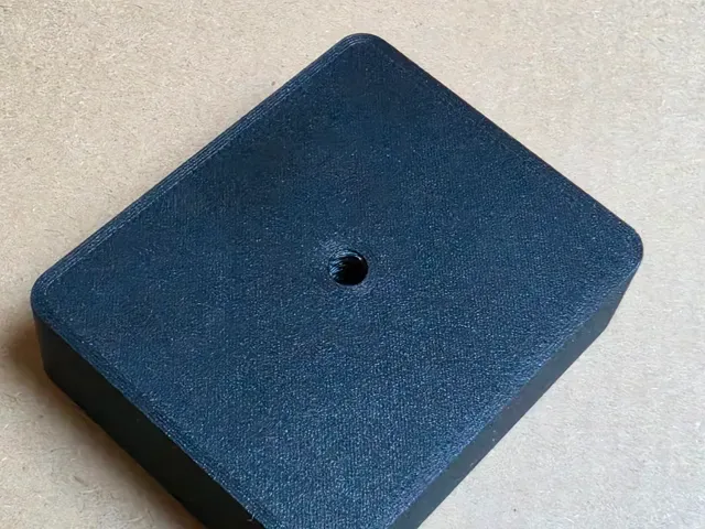 Manfrotto 200PL mount for 1/4" bolt — Image 5 of 5