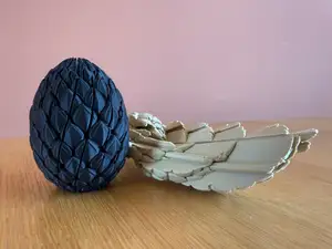 twist egg