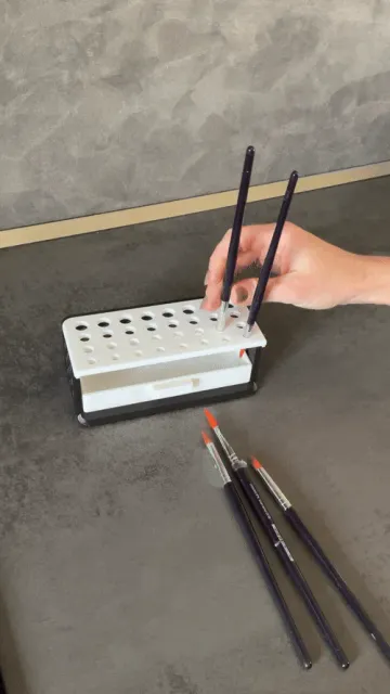 Brush Holder with Removable Tray — Image 4 of 5
