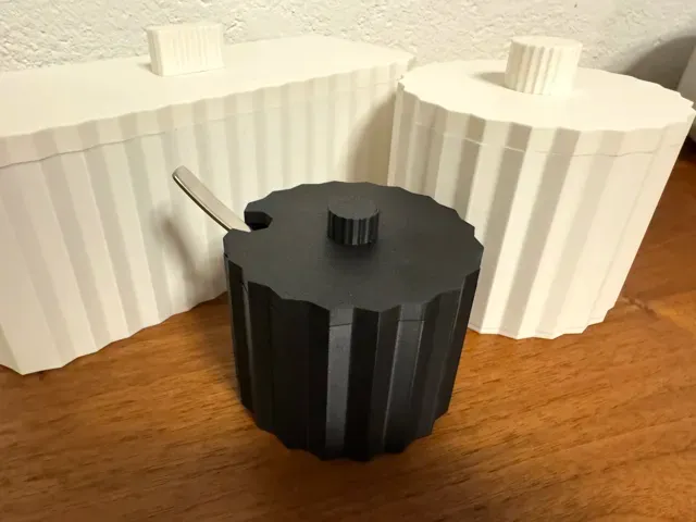 Pleated sugar bowl with lid plissé Alessi Style — Image 6 of 7