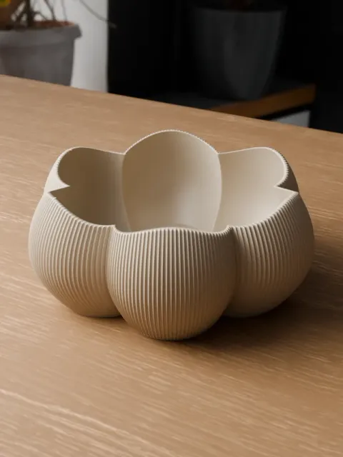 Ribba | Sculptural Ribbed Fruit Bowl — Фото 5 из 7