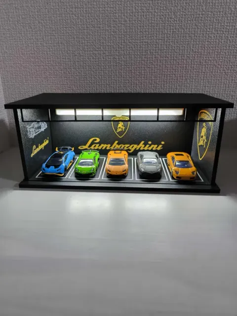 1:64 Scale Lamborghini Diorama — Фото 3 из 8