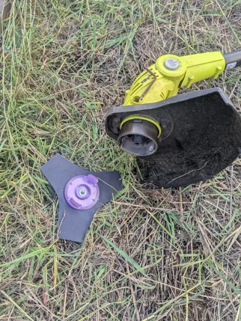 Ryobi 18v line trimmer to brushcutter adapter — Image 2 of 4