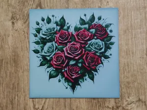 Heart -shaped roses Valentine - hueforge