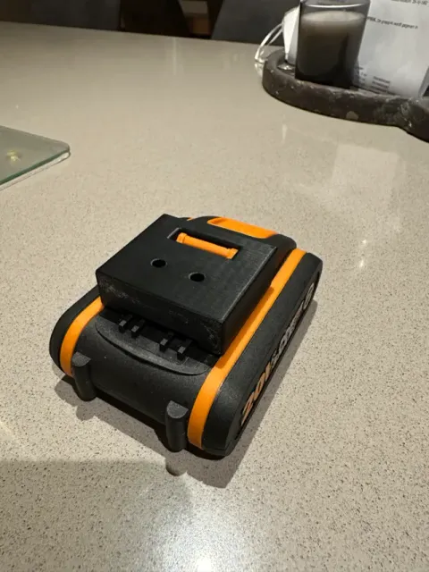 Worx 20V battery mount with lock — Image 2 of 4