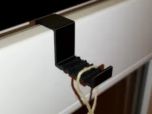 Fensterhaken für Mobiles oder Fensterbilder