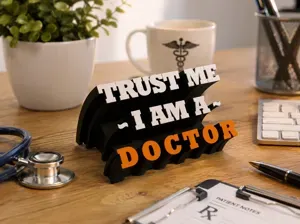 Trust me I'm a Doctor desk ornament