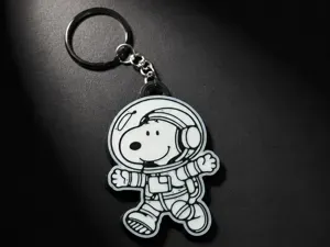 adorable Snoopy astronaut keychain