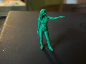 diorama miniature - pointing lady