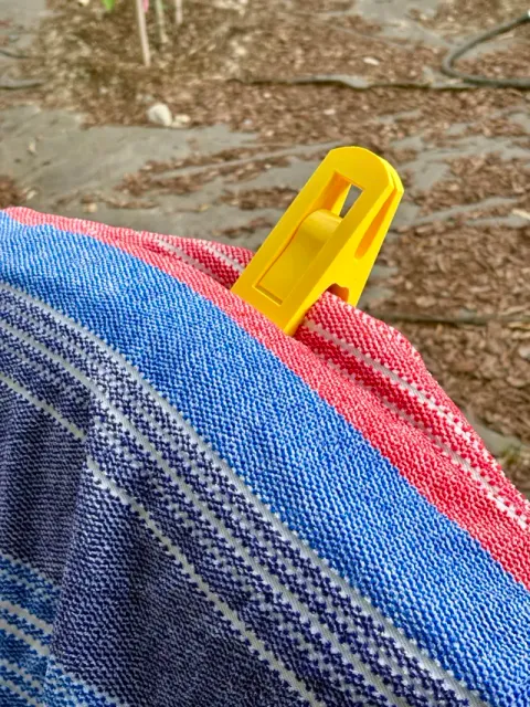 Beach Towel & Patio Chair Spring Clip — Фото 3 из 7