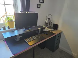 V1 - Ikea Lack Shelf Screen Riser / Monitor Stand