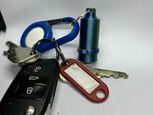 Threaded Fidget Keychain – Stress Relief Toy