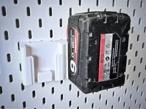Double Milwaukee M18 Battery Holder for SKÅDIS