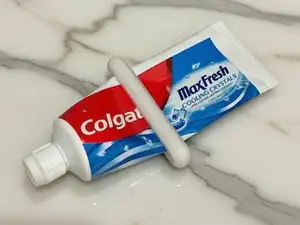 toothpaste squeezer