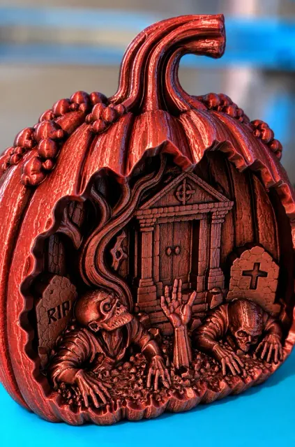 Zombie Graveyard Pumpkin Diorama - Halloween Decor — Фото 9 из 10