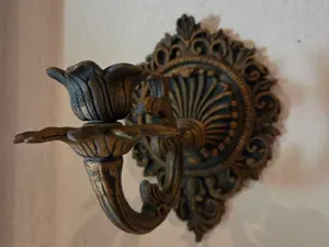 Barocker Wandkerzenhalter für LED Stabkerzen