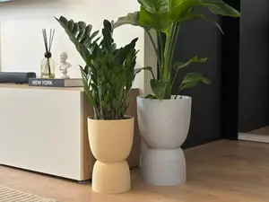 The Hourglass Planter – Hidden Drip Tray Edition