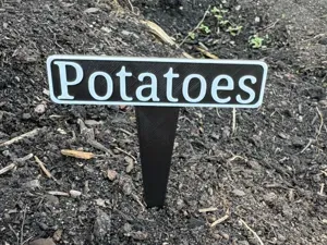 Vegetable garden signs