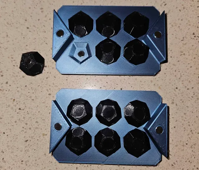 Magnetic Case for 3D Scanning Tracker Spheres