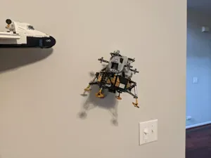 Wall Mount for "Brick" Lunar Lander - 10266