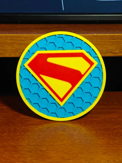Superman (2025): Hex Coaster — Фото 2 из 2