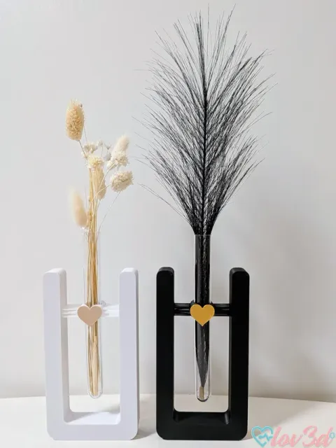String Art Heart Vase (Tube Holder) — Image 3 of 6